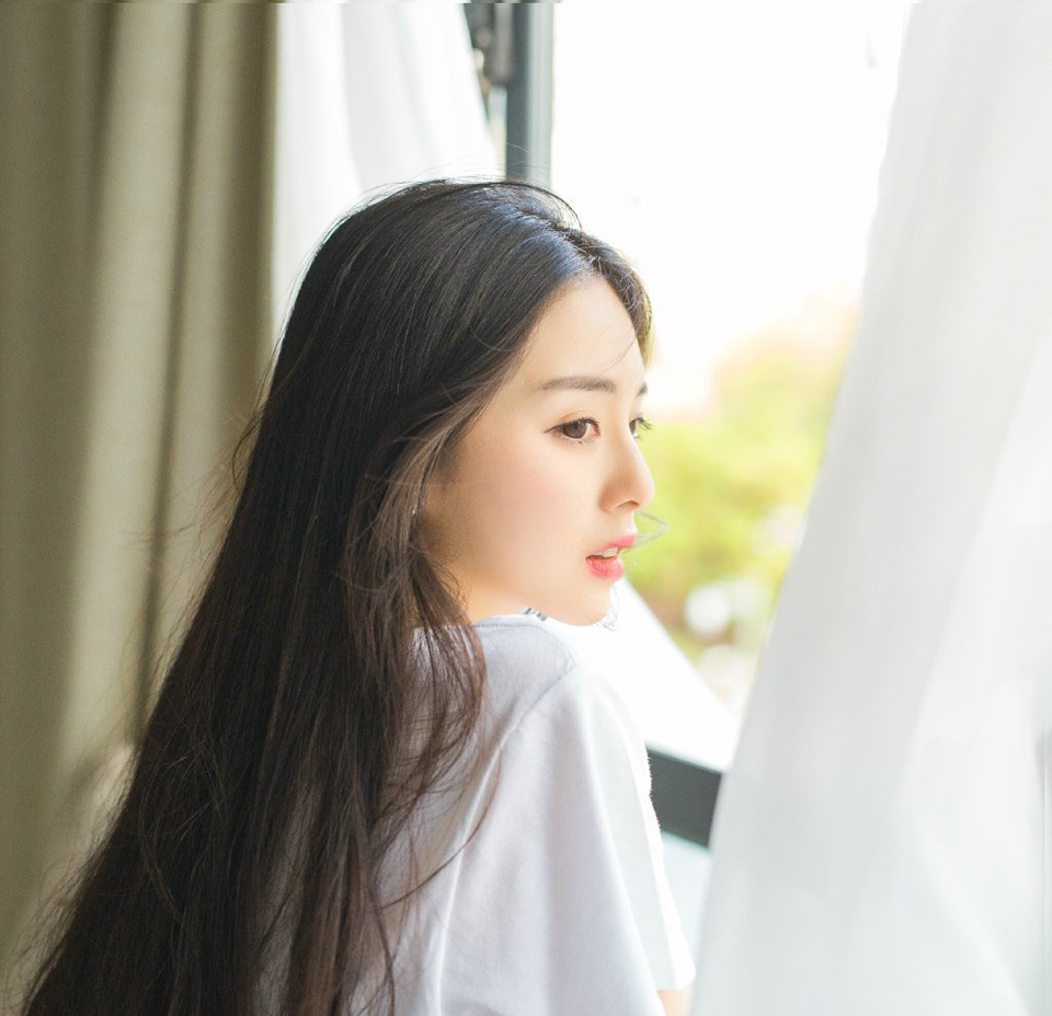 有的时候死死的坚持可能会在一个合适的时候重拾，无论对理想还是对感情都是这样。——韩寒《我所理解的生活》